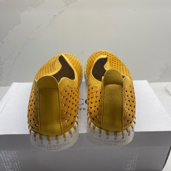 Womens Isle Jacobsen shoes in yellow. New and excellent condition. Never worn. - Picture 6 of 7